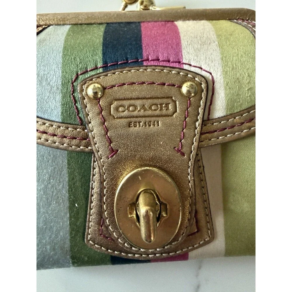 Coach authentic legacy